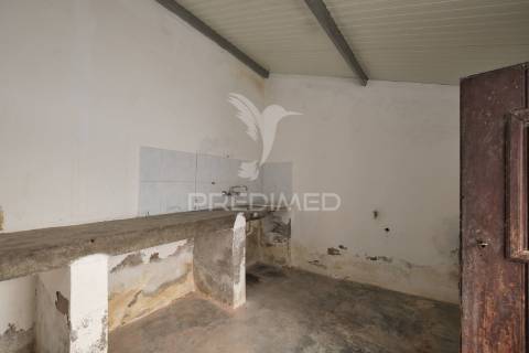 Moradia t4 em safara