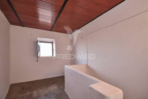 Moradia t4 em safara