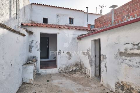 Moradia t4 em safara