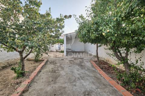 Moradia t4 em safara