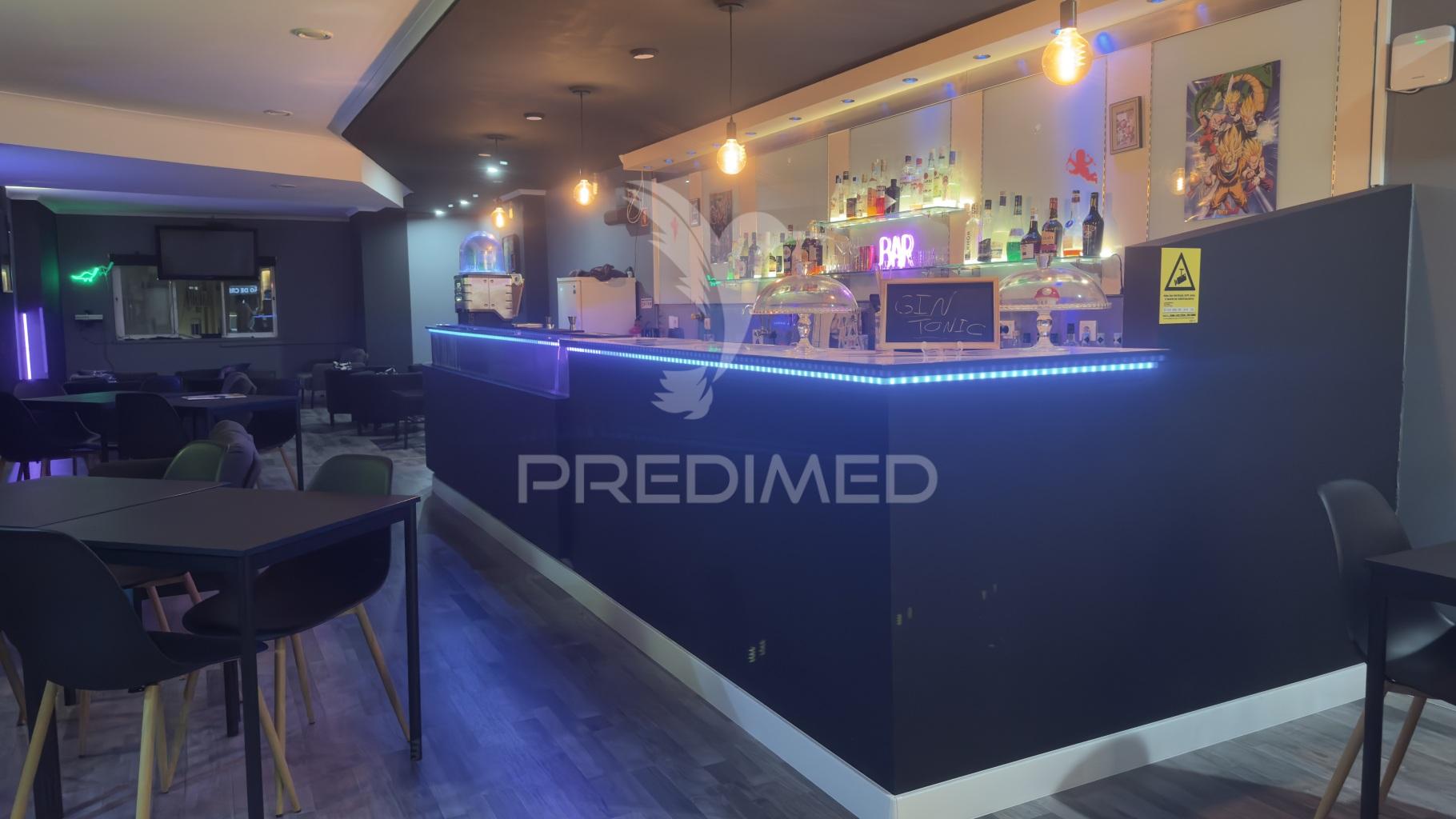 Trespasse bar — totalmente equipado e pronto a operar | santa marta do pinhal