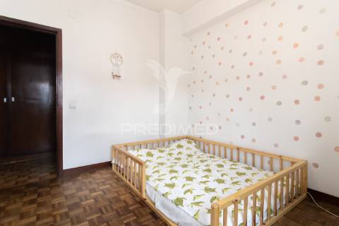 Apartamento t2 remodelado nas paivas