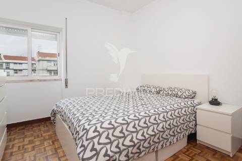 Apartamento t2 remodelado nas paivas