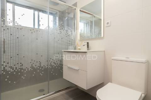 Apartamento t2 remodelado nas paivas