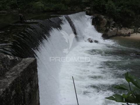 Terreno – 24.000 m²  com frente de rio, ancoradouro e pequena praia