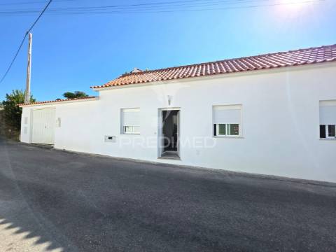 Moradia t2, vales, tomar