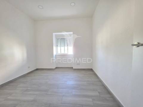 Moradia t2, vales, tomar