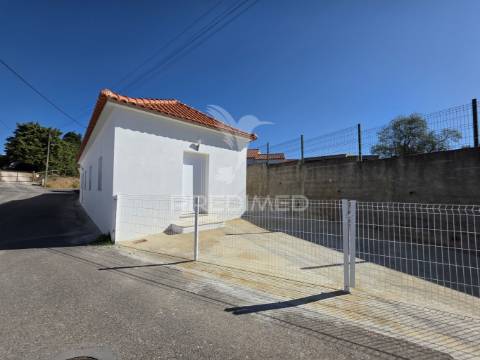 Moradia t2, vales, tomar