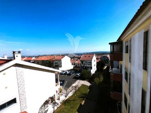 Apartamento t2 | amadora | mina de água