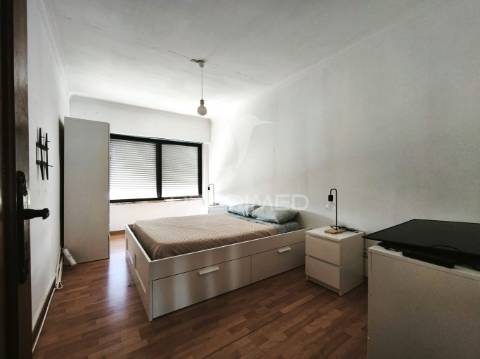 Apartamento t2 | amadora | mina de água