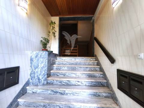 Apartamento t2 | amadora | mina de água