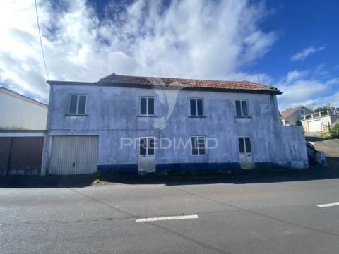 Moradia t3 em fase de reconstrução com projeto aprovado – norte grande