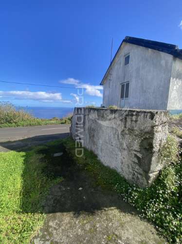 Moradia t3 em fase de reconstrução com projeto aprovado – norte grande