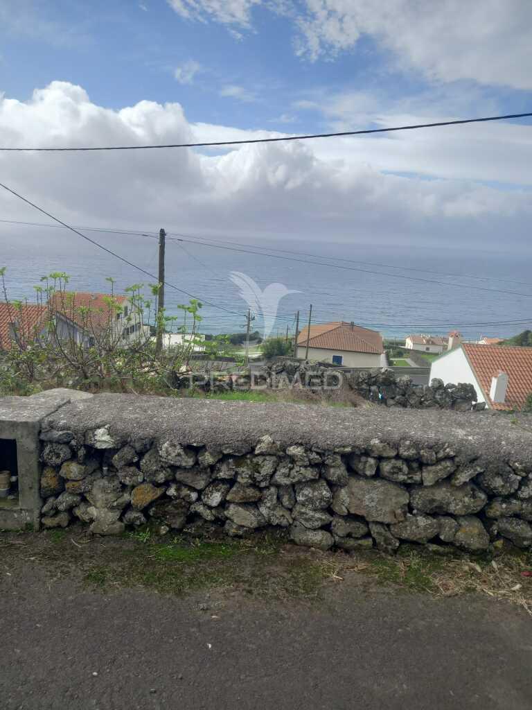Terreno para construção – feteira, lugar da serretinha (1452 m²)