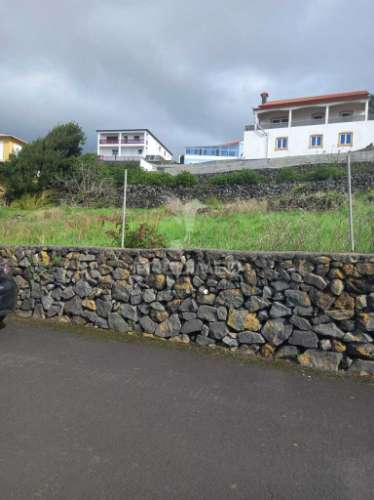 Terreno para construção – feteira, lugar da serretinha (1452 m²)