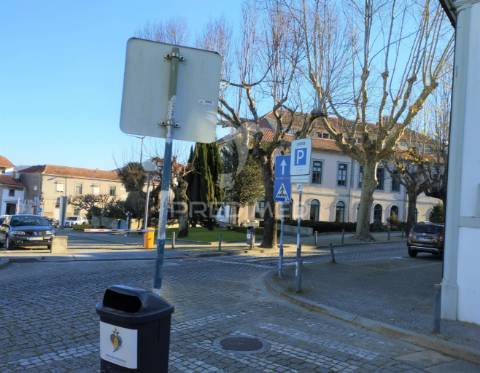 Moradia secular no coração de gondomar