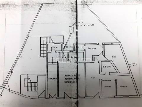 Moradia secular no coração de gondomar