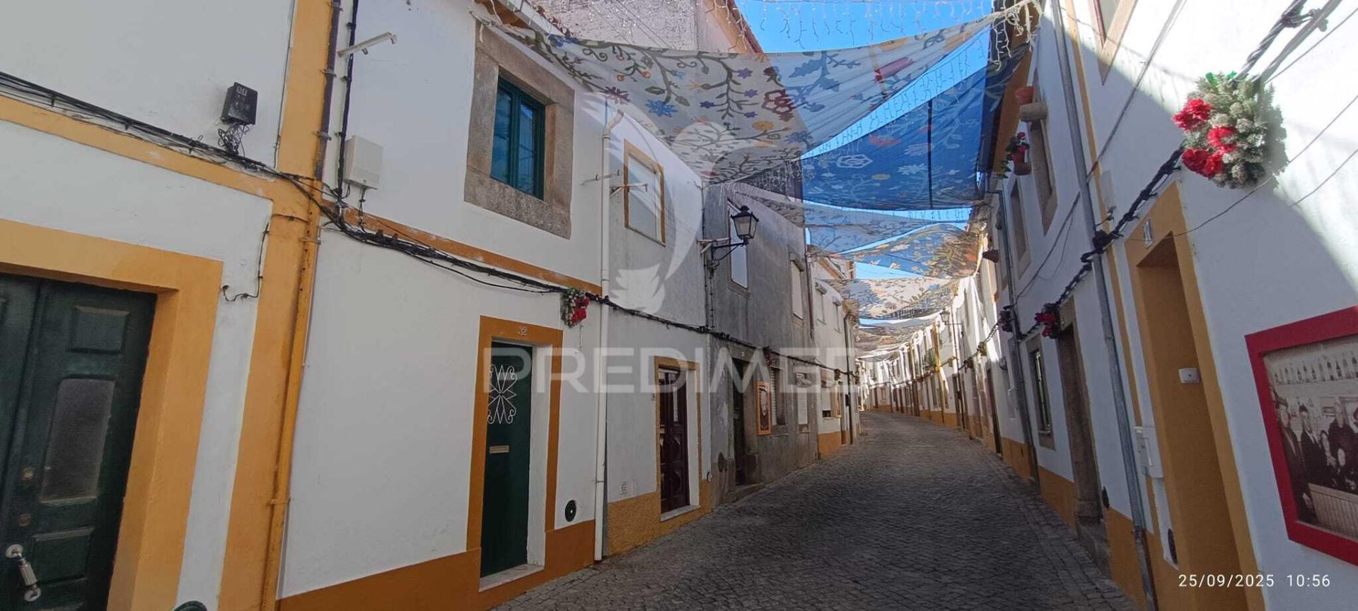 Casa típica na zona histórica de nisa
