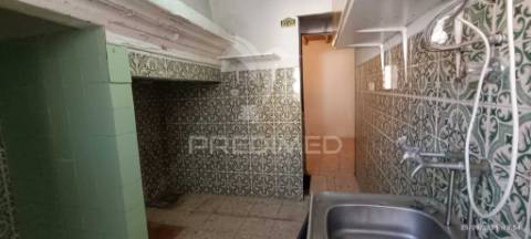 Casa típica na zona histórica de nisa