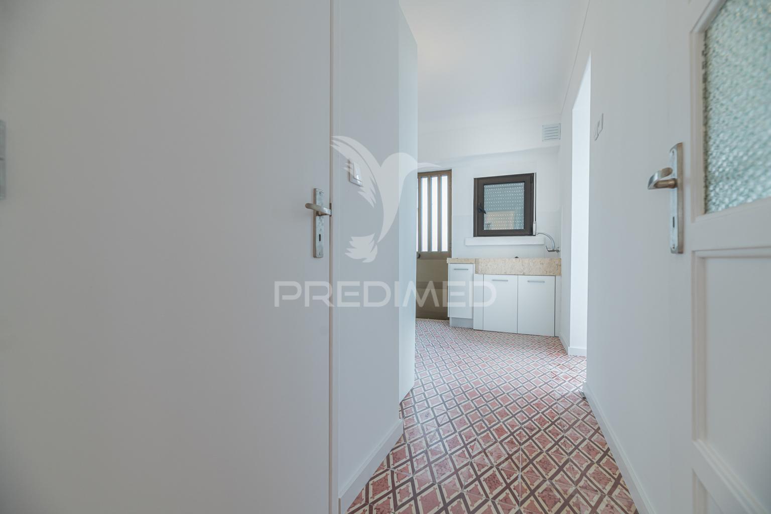 Apartamento t3 em alcântara