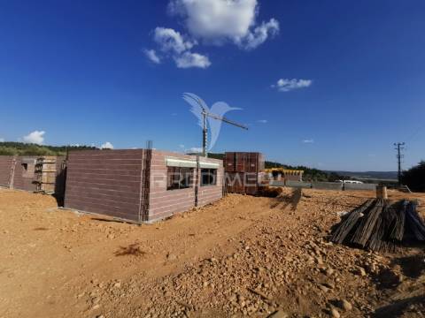 Moradia t4 em condomínio privado