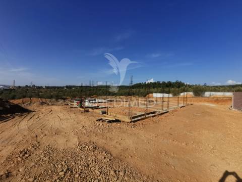 Moradia t4 em condomínio privado