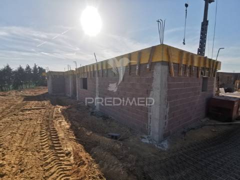 Moradia t4 em condomínio privado