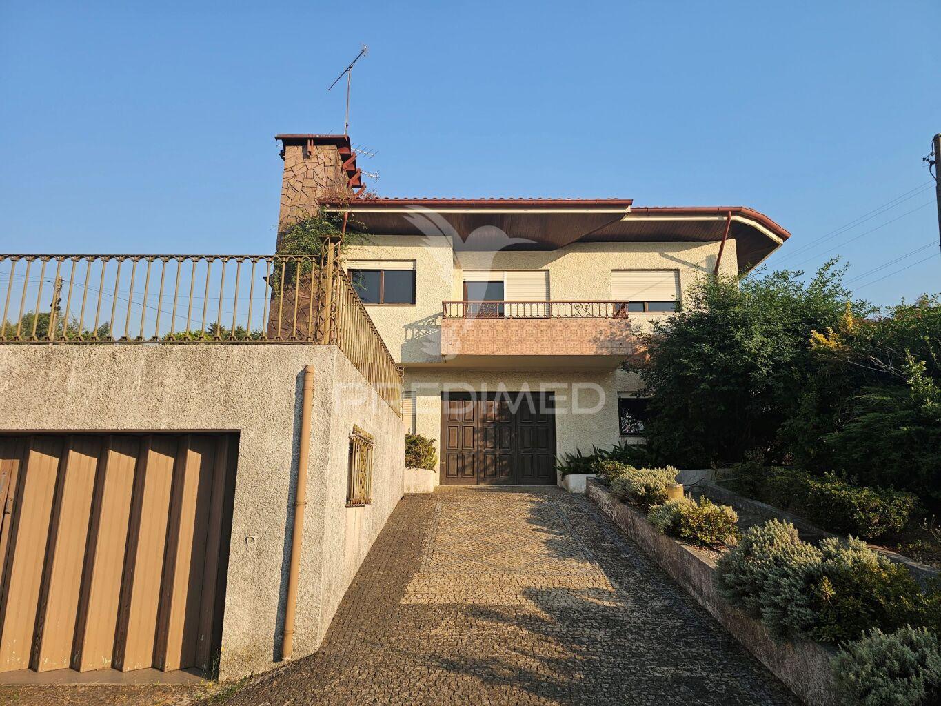 Moradia - proxima do centro