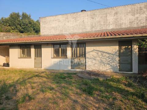 Moradia - proxima do centro