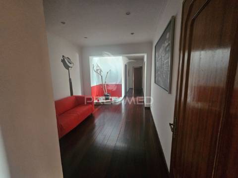 Moradia - proxima do centro