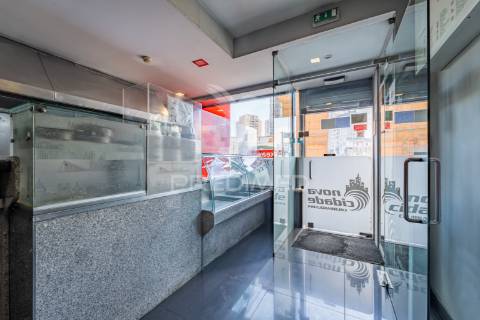 Trespasse restaurante e churrasqueira em vila nova de gaia