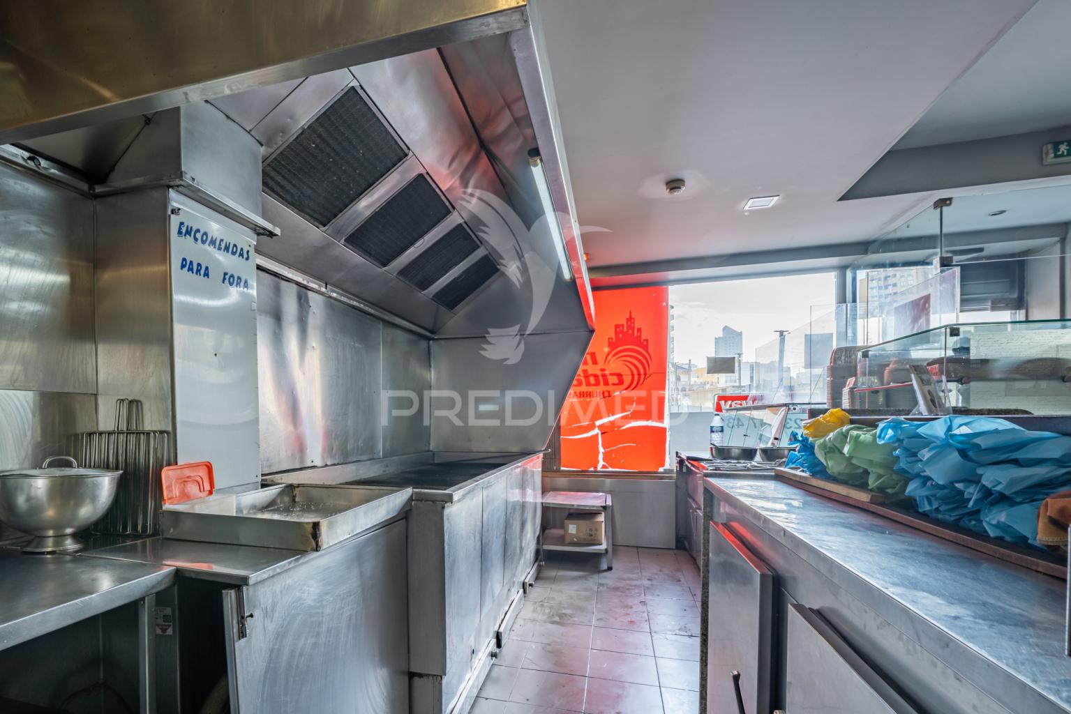 Trespasse restaurante e churrasqueira em vila nova de gaia