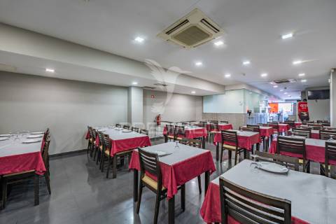 Trespasse restaurante e churrasqueira em vila nova de gaia