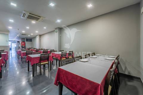 Trespasse restaurante e churrasqueira em vila nova de gaia