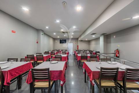 Trespasse restaurante e churrasqueira em vila nova de gaia