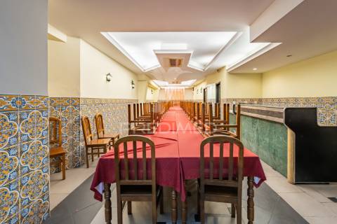 Trespasse restaurante e churrasqueira em vila nova de gaia