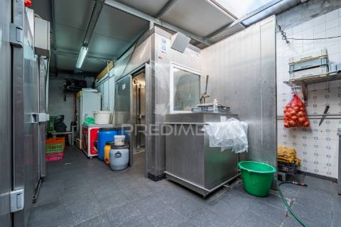 Trespasse restaurante e churrasqueira em vila nova de gaia