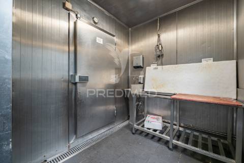 Trespasse restaurante e churrasqueira em vila nova de gaia