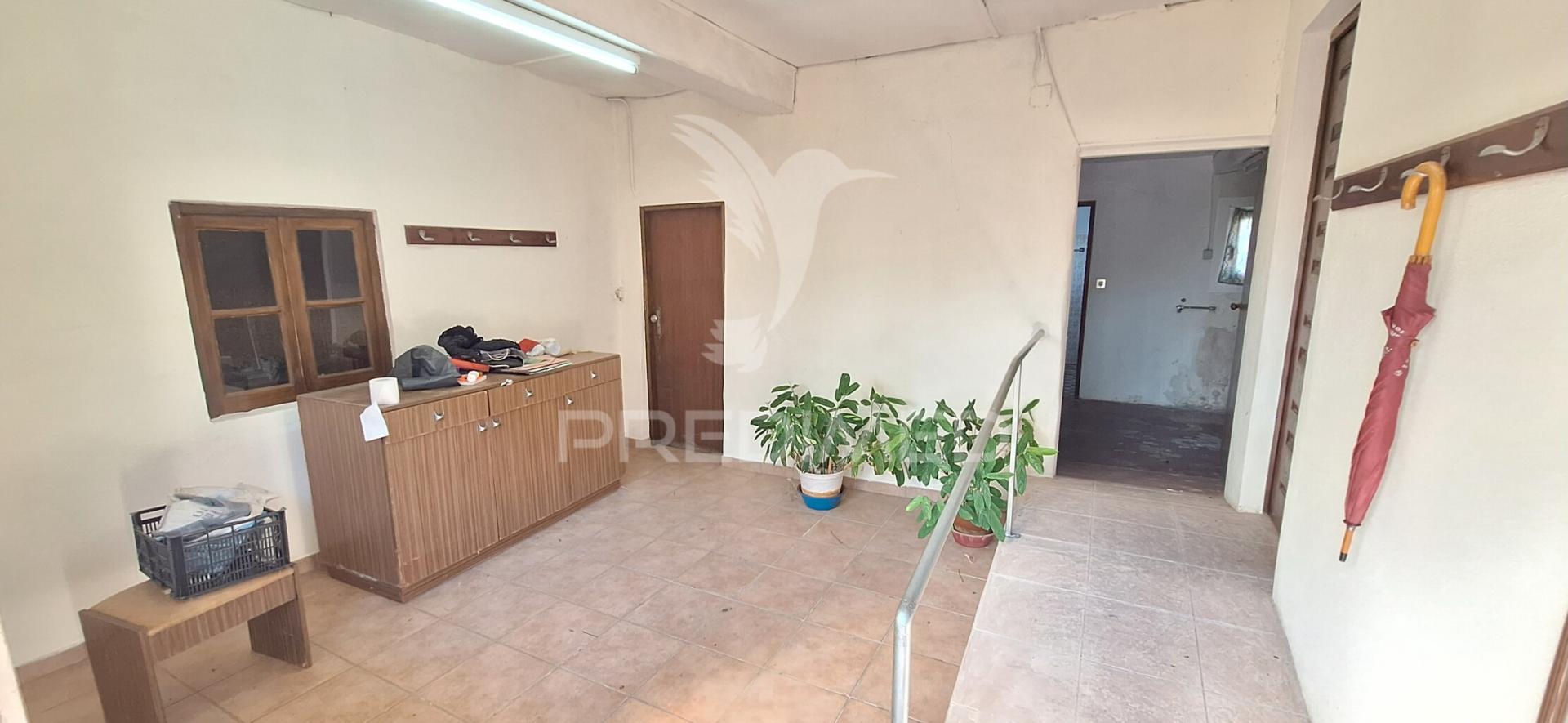 Casa senhorial com história e potencial — para reabilitar!