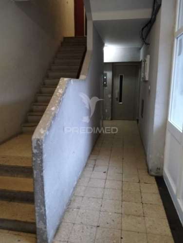 Apartamento t2 - com elevador no vale da amoreira