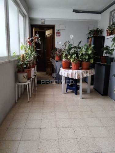 Apartamento t2 - com elevador no vale da amoreira