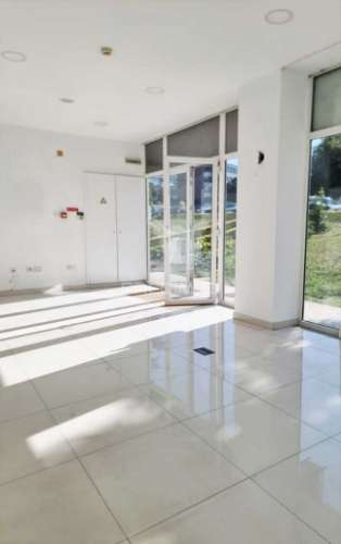 Arrendamento loja comercial - salgueiral