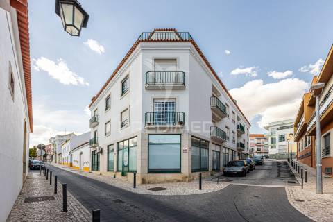 Apartamento de 3 assoalhadas e terraço em excelente localização!