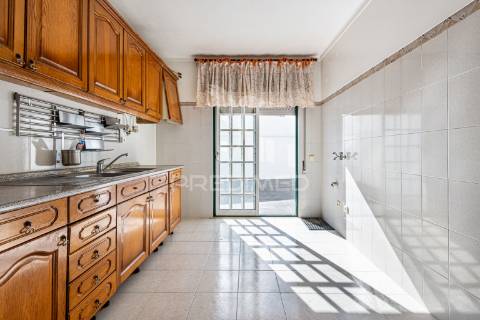 Apartamento de 3 assoalhadas e terraço em excelente localização!