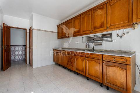 Apartamento de 3 assoalhadas e terraço em excelente localização!