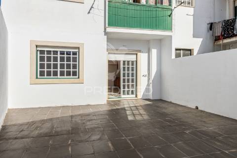 Apartamento de 3 assoalhadas e terraço em excelente localização!
