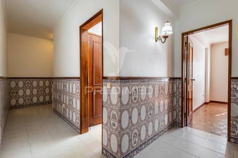 Apartamento de 3 assoalhadas e terraço em excelente localização!