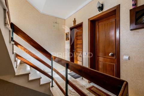 Apartamento de 3 assoalhadas e terraço em excelente localização!