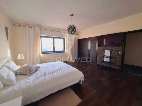 Apartamento t4 de luxo em portimão para arrendamento anual