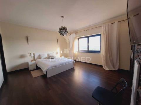 Apartamento t4 de luxo em portimão para arrendamento anual